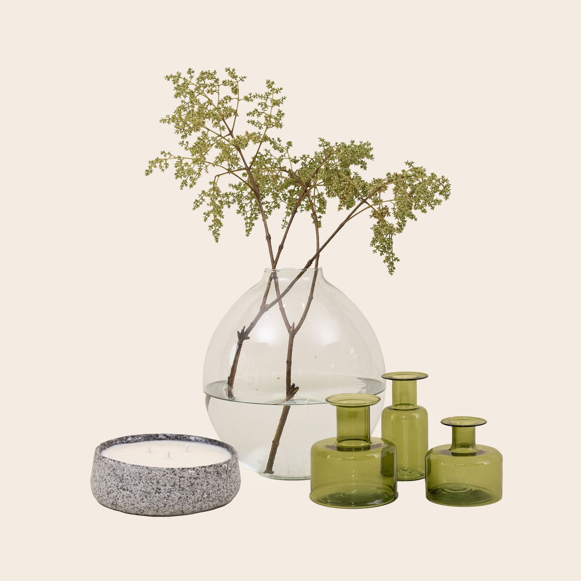 Set decorativo de cuarto — vidrio, cerámica y ramas naturales
