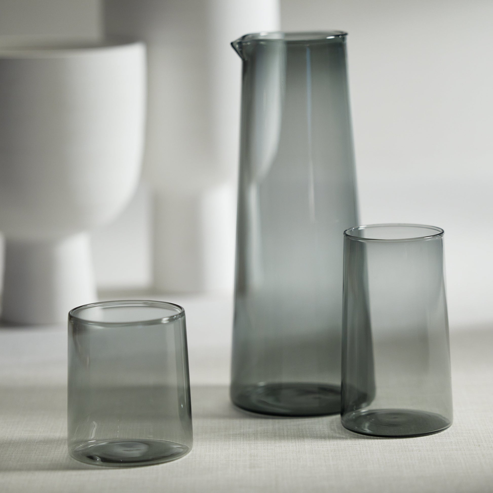 Set de 12 Vasos L’Avenue Tumbler en Vidrio Ahumado